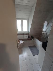 EINZIEHEN & WOHLFÜHLEN- MÖBLIERTES CITY DOMIZIL - Etagenwohnung Stuttgart Stuttgart-Süd | Angebot:25163506