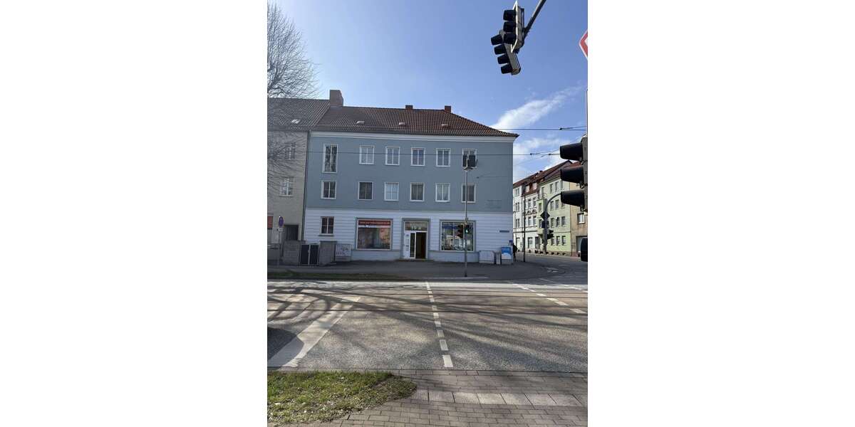 Etagenwohnung Halberstadt - 4 Zimmer, 82 m&sup2;, 379&euro; | Angebot:26102800
