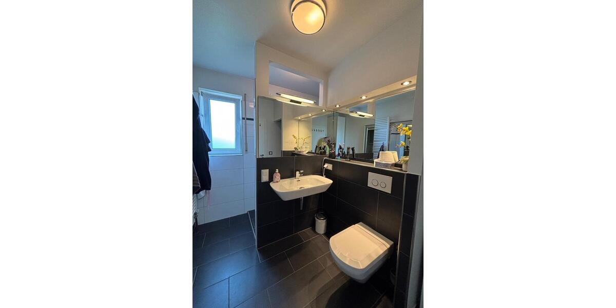 Etagenwohnung Darmstadt Darmstadt-Nord - 4 Zimmer, 95 m&sup2;, 1.250&euro; | Angebot:26701802