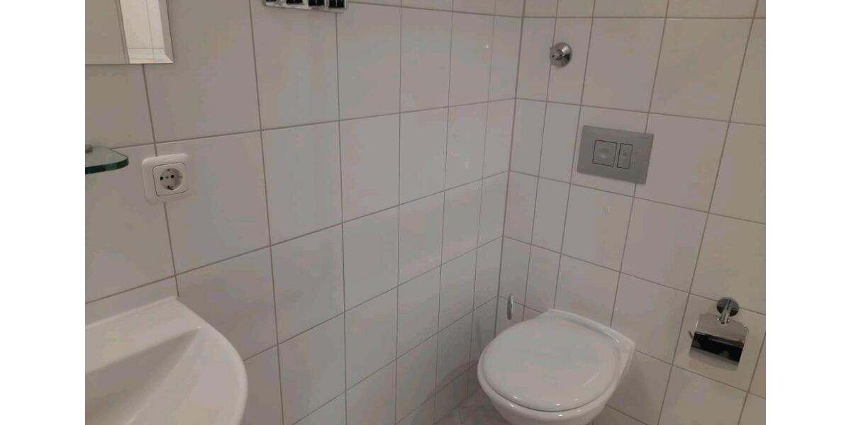 Erdgeschoßwohnung Neubrandenburg - 2 Zimmer, 60 m&sup2;, 695&euro; | Angebot:24478702