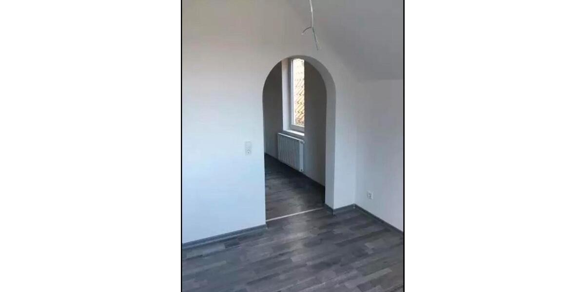 Dachgeschoßwohnung Stadthagen - 3.5 Zimmer, 90 m&sup2;, 700&euro; | Angebot:24768514