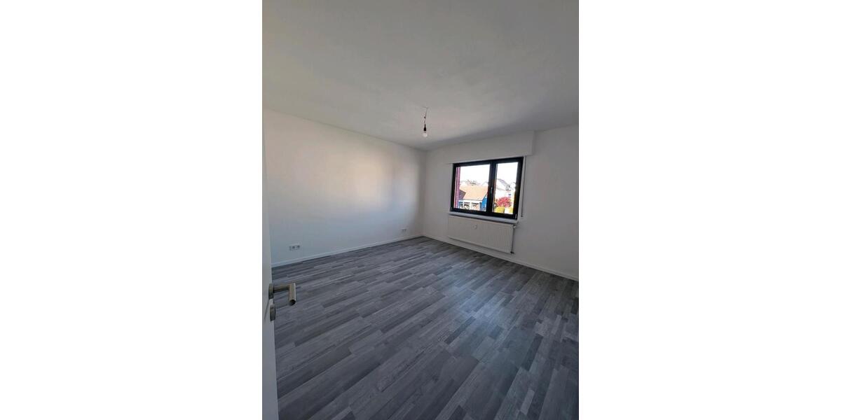 Etagenwohnung Seligenstadt - 4 Zimmer, 91 m&sup2;, 1.300&euro; | Angebot:26056987