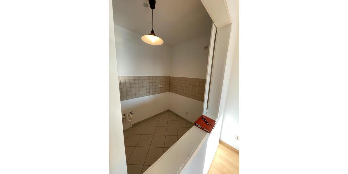 Rudolstadt Schloßstraße 2 Raum Wohnung mit Balkon und Tiefgaragen 2 zimmer