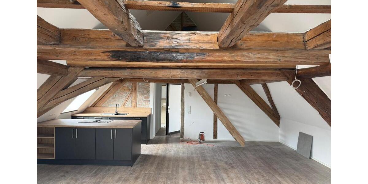 Dachgeschoßwohnung Bad Schussenried - 3.5 Zimmer, 88 m&sup2;, 1.100&euro; | Angebot:25964347