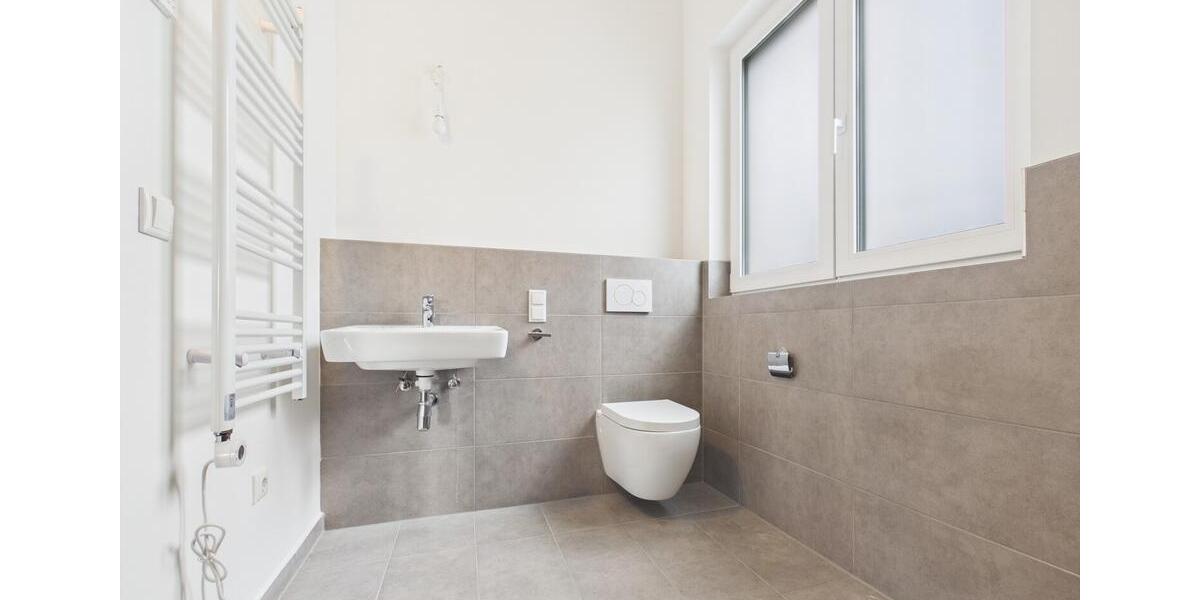 Doppelhaushälfte Gundelsheim - 5 Zimmer, 172 m&sup2;, 2.165&euro; | Angebot:25900166