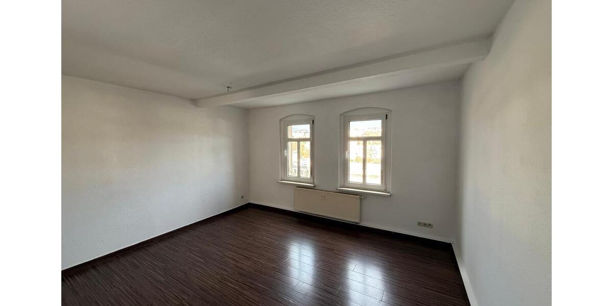 Tolle 3-Raum-DG-Wohnung mit herrlichem Blick über Greiz 3 zimmer