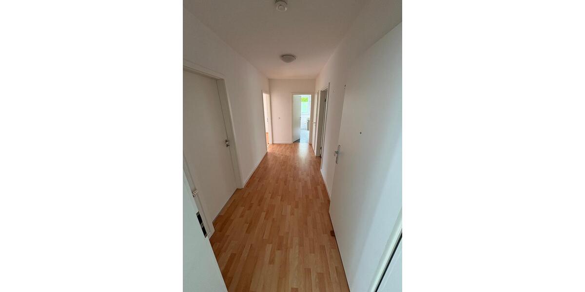 Etagenwohnung Butzbach - 3 Zimmer, 80 m&sup2;, 950&euro; | Angebot:26459859