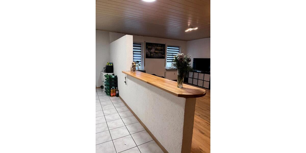 Etagenwohnung Lonnig - 2 Zimmer, 84 m&sup2;, 650&euro; | Angebot:24872350