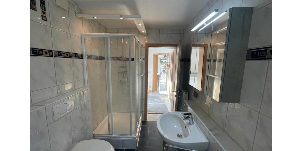 Sonnige möblierte Wohnung mit Terrasse in ruhiger Lage Kusterding 2 zimmer