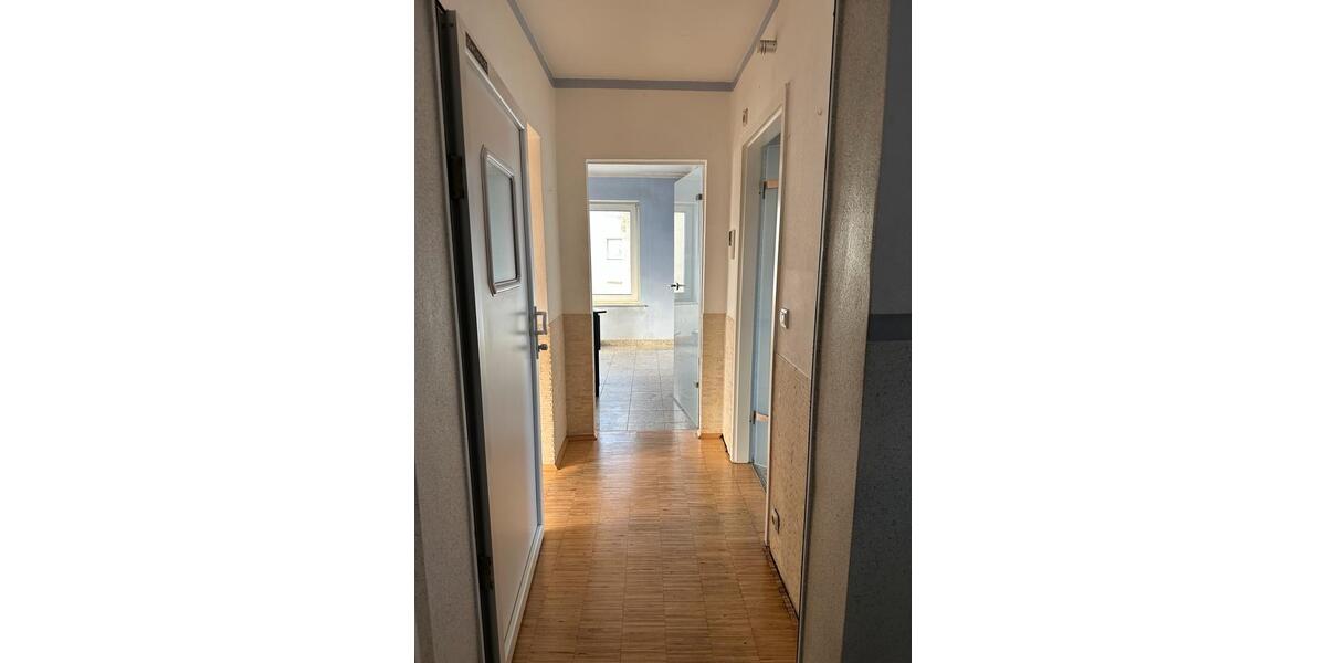 Etagenwohnung Dortmund Huckarde - 1 Zimmer, 100 m&sup2;, 1.400&euro; | Angebot:24344014