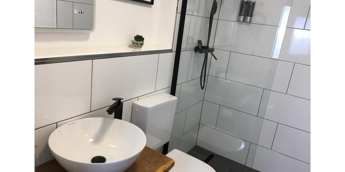 Dachgeschoßwohnung Dobel - 1.5 Zimmer, 30 m&sup2;, 345&euro; | Angebot:25145572