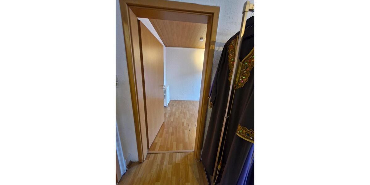 Etagenwohnung Villingen-Schwenningen Schwenningen - 1 Zimmer, 12 m&sup2;, 300&euro; | Angebot:24991458