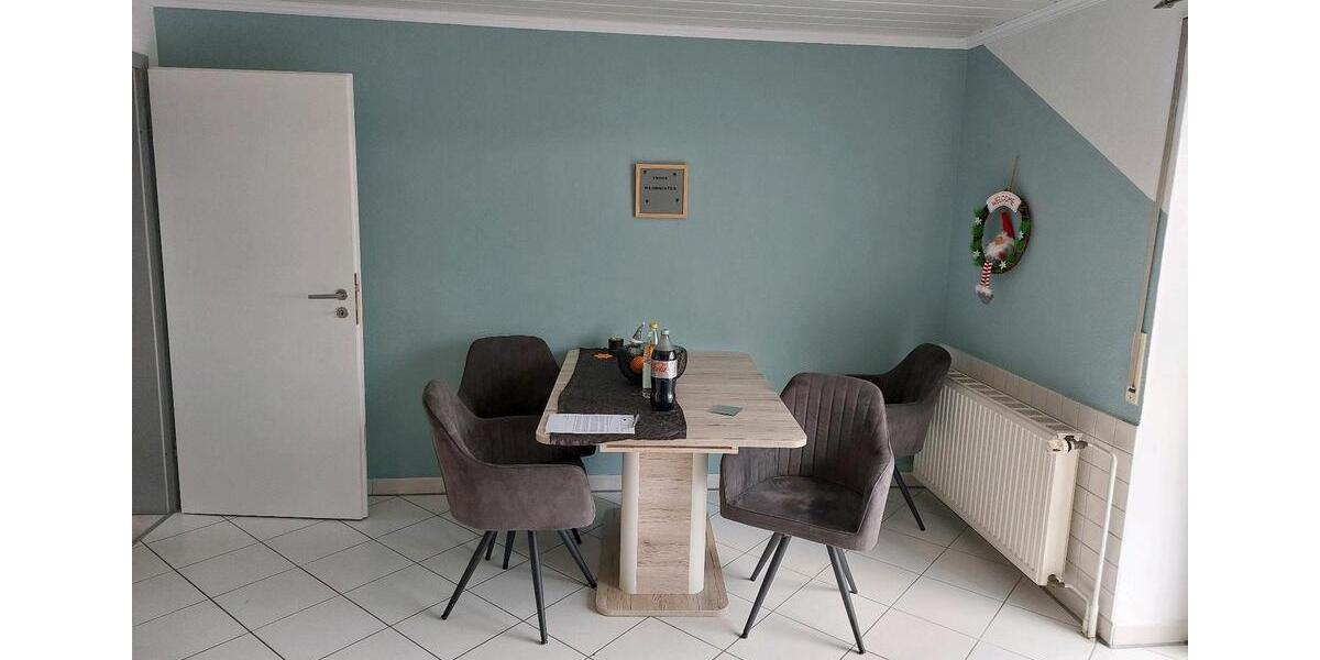 Etagenwohnung Espelkamp - 3 Zimmer, 125 m&sup2;, 800&euro; | Angebot:24815840