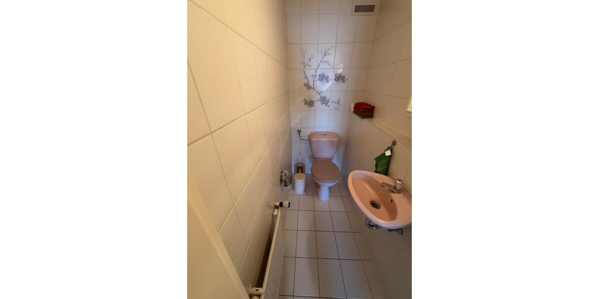 Dachgeschoßwohnung Blieskastel - 4 Zimmer, 105 m&sup2;, 1.075&euro; | Angebot:24704334