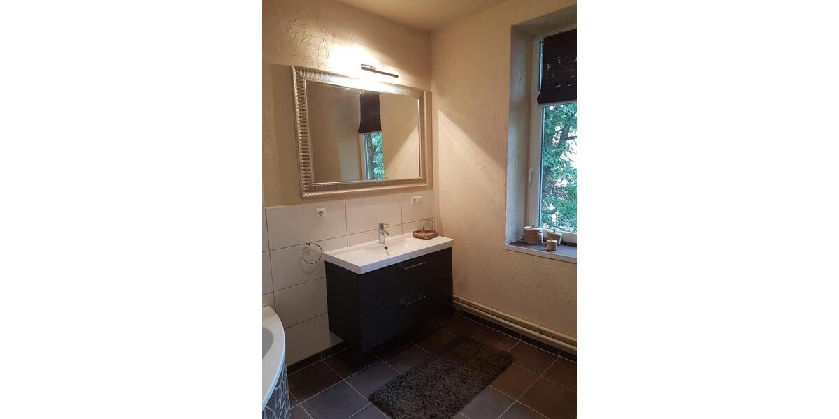 Dachgeschoßwohnung Salzgitter Ortschaft Ost - 3 Zimmer, 125 m&sup2;, 1.000&euro; | Angebot:25992665