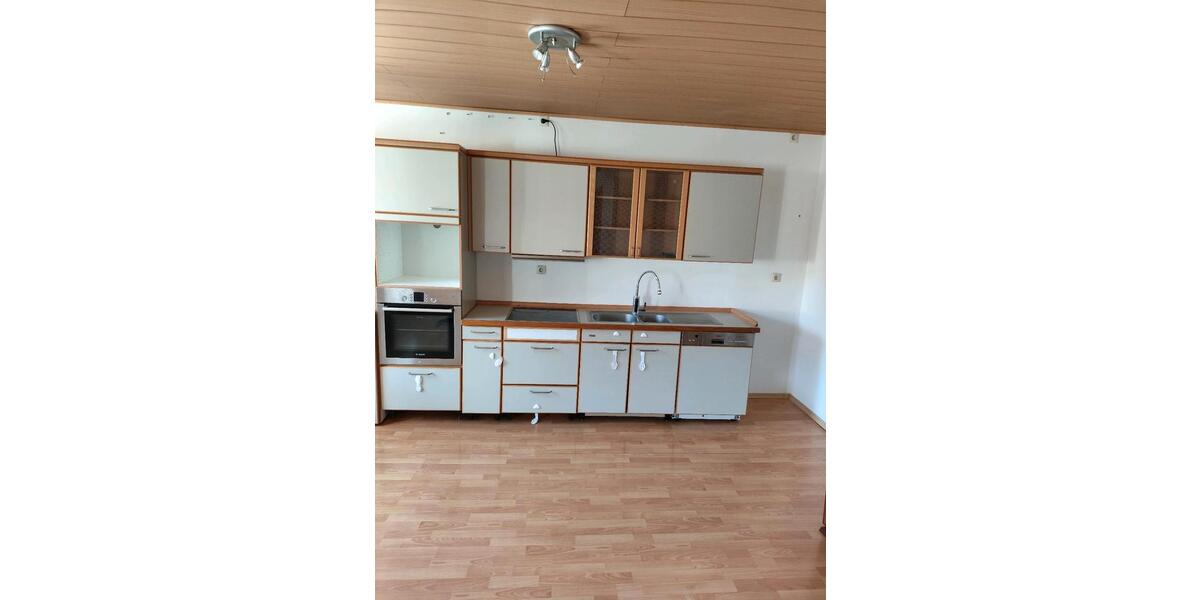 Etagenwohnung Hengersberg - 4 Zimmer, 90 m&sup2;, 500&euro; | Angebot:26693029
