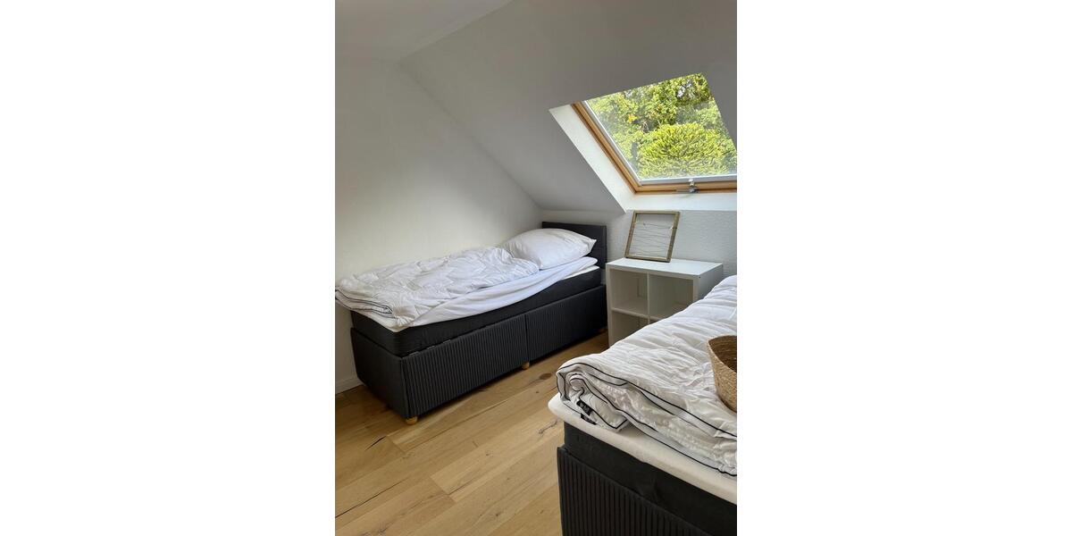 Wohnen auf Zeit Löningen - 7 Zimmer, 200 m&sup2;, 45&euro; | Angebot:25037432