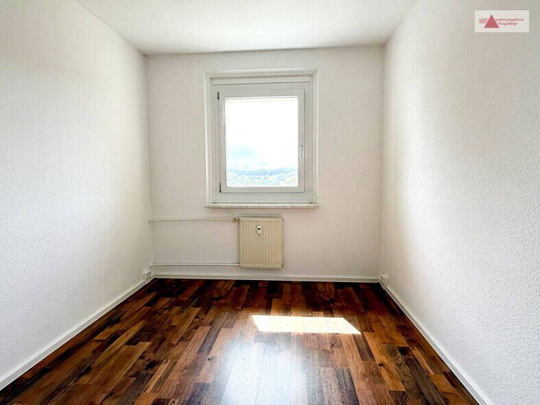 Balkonwohnung - 3-Raum - Geyer - ruhige, zentrumsnahe Lage am Waldrand! 3 zimmer