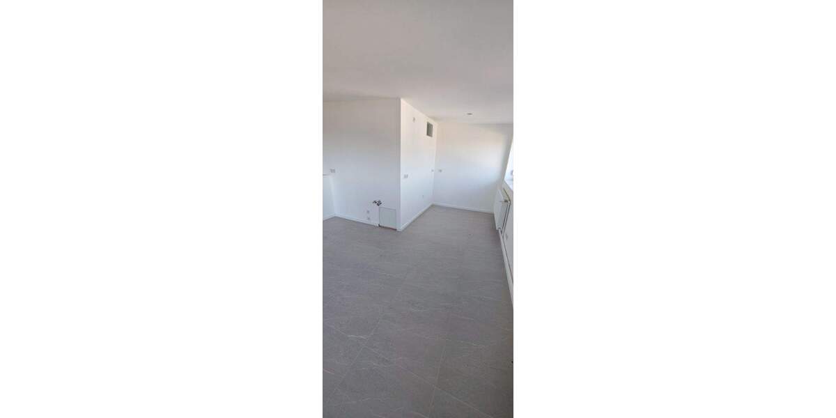 Etagenwohnung Dresden Naußlitz - 5 Zimmer, 174 m&sup2;, 1.825&euro; | Angebot:25667275