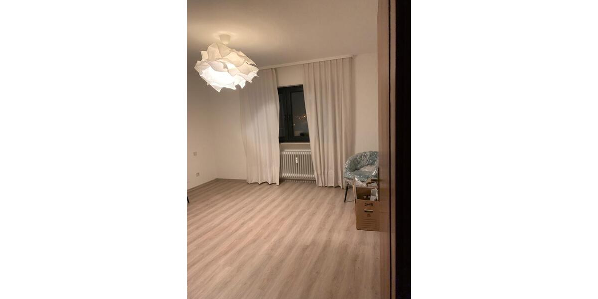 Etagenwohnung Limburg an der Lahn - 4 Zimmer, 120 m&sup2;, 1.200&euro; | Angebot:24974496