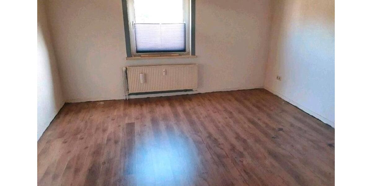 Etagenwohnung Knüllwald - 3 Zimmer, 90 m&sup2;, 655&euro; | Angebot:26634075