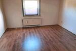 Etagenwohnung Knüllwald - 3 Zimmer, 90 m&sup2;, 655&euro; | Angebot:26634075