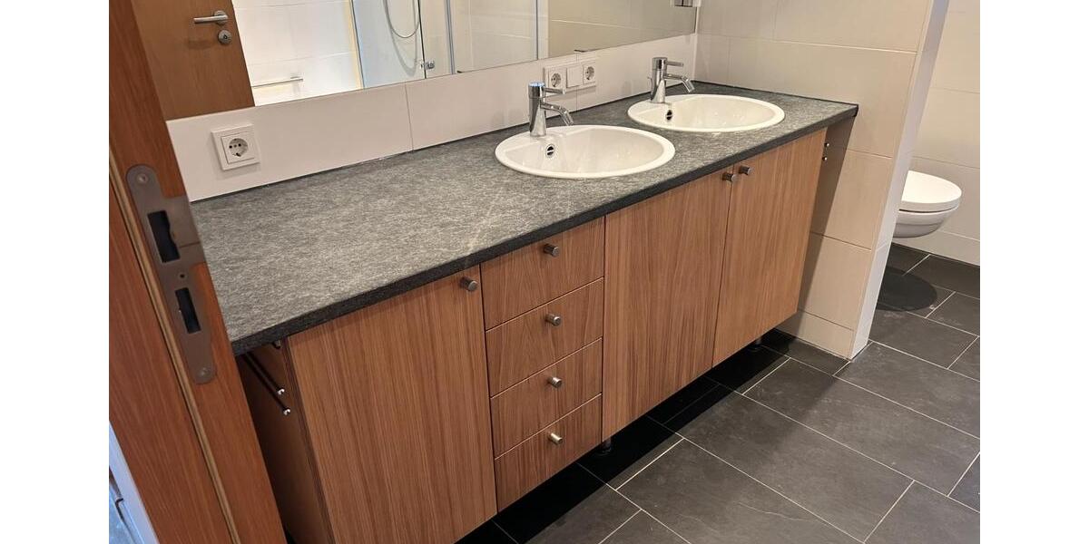 Etagenwohnung Ravensburg - 4 Zimmer, 114 m&sup2;, 1.700&euro; | Angebot:26056943