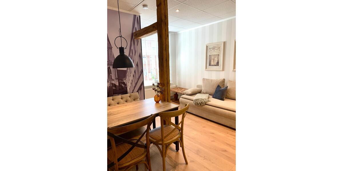 Etagenwohnung Schwerin - 3 Zimmer, 60 m&sup2;, 900&euro; | Angebot:26600651
