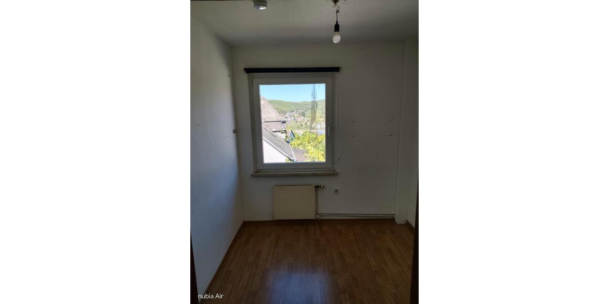 Etagenwohnung Betzdorf - 5 Zimmer, 140 m&sup2;, 950&euro; | Angebot:26385775