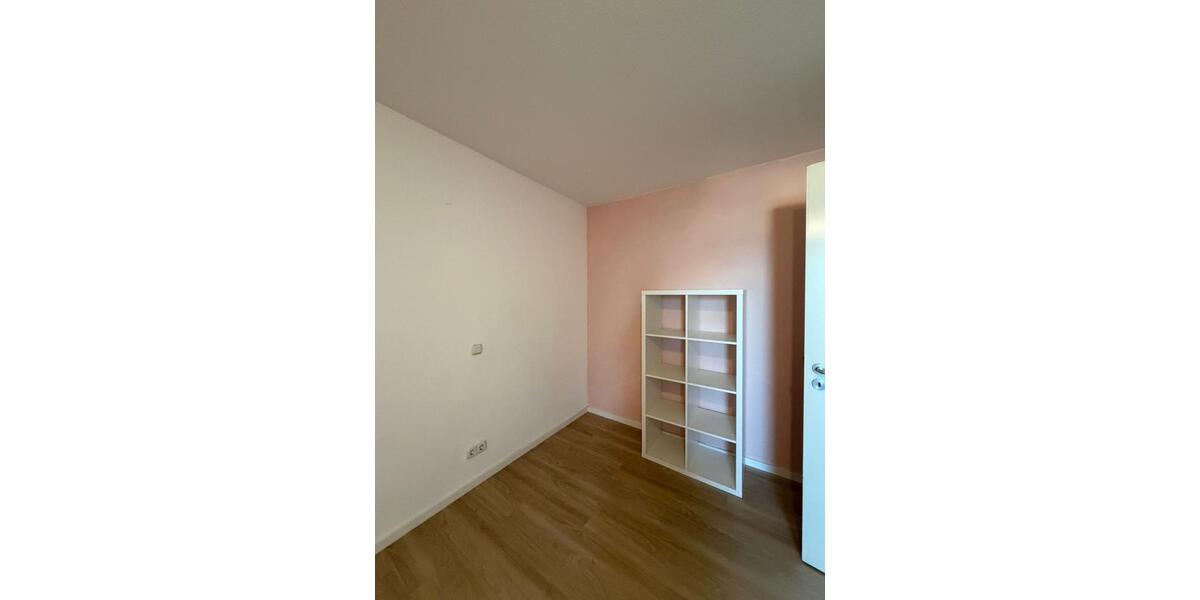 Dachgeschoßwohnung Kumhausen - 1 Zimmer, 18 m&sup2;, 430&euro; | Angebot:26070195