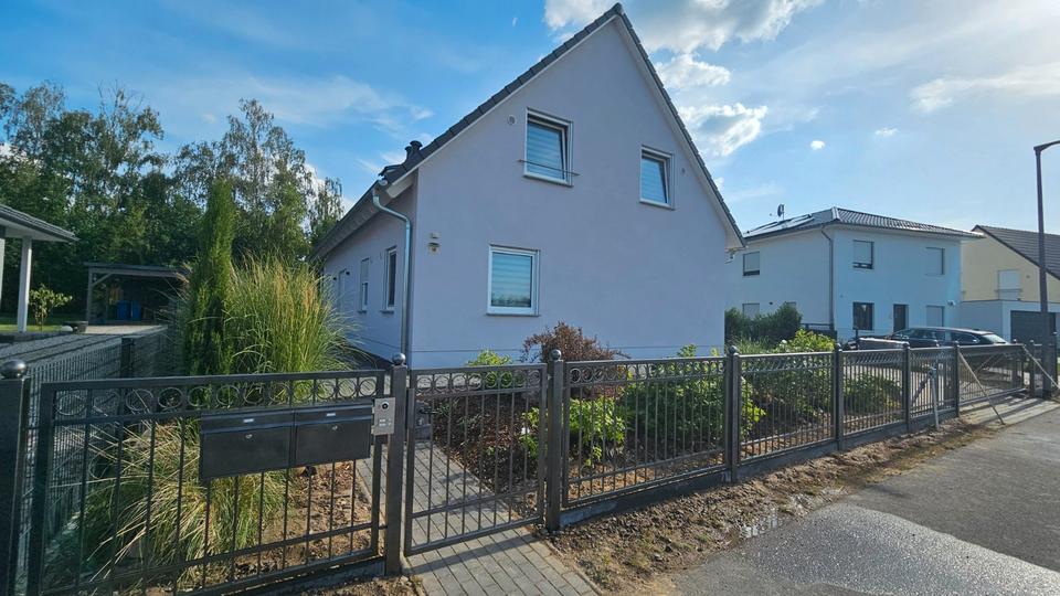 Erdgeschoßwohnung Jüterbog - 4 Zimmer, 91 m&sup2;, 1.274&euro; | Angebot:26632904