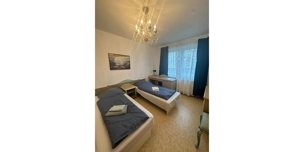 Wohnen auf Zeit Lalendorf - 6 Zimmer, 25 m&sup2;, 25&euro; | Angebot:26373311