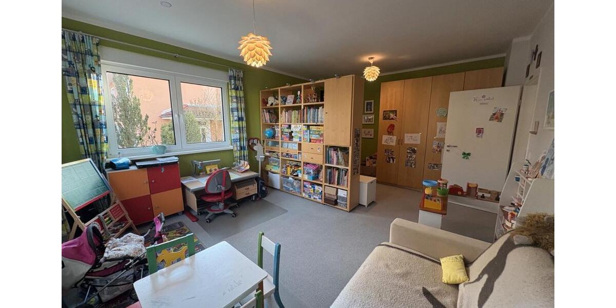 Einfamilienhaus Berlin Treptow-Köpenick - 8 Zimmer, 192 m&sup2;, 2.940&euro; | Angebot:26548084