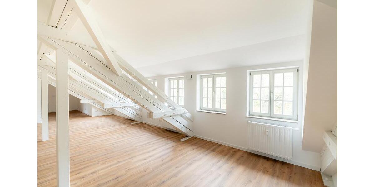 Exklusives Penthouse im denkmalgeschützten Lahmann-Sanatorium. 4 zimmer