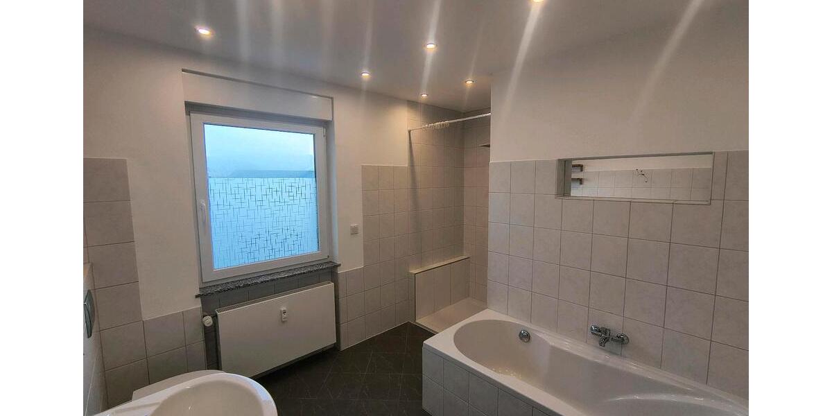 Etagenwohnung Blieskastel - 2 Zimmer, 75 m&sup2;, 600&euro; | Angebot:24867545