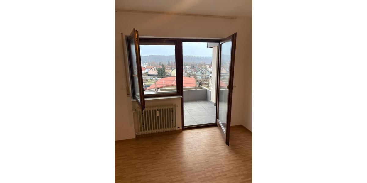 Etagenwohnung Waldshut-Tiengen Tiengen - 2 Zimmer, 61 m&sup2;, 840&euro; | Angebot:26019804