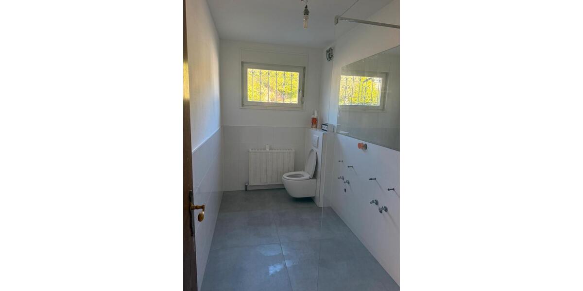 Einfamilienhaus Taunusstein - 5 Zimmer, 148 m&sup2;, 2.350&euro; | Angebot:26482307
