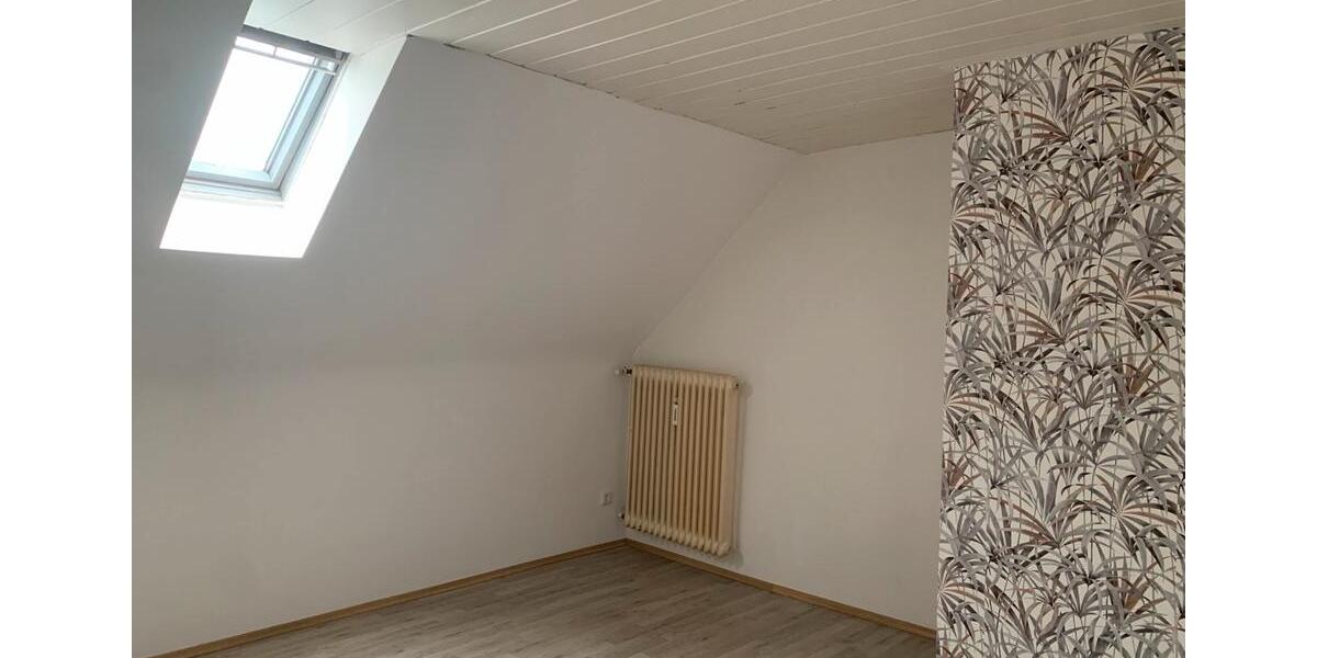 Etagenwohnung Saarbrücken West - 3 Zimmer, 75 m&sup2;, 790&euro; | Angebot:25787264
