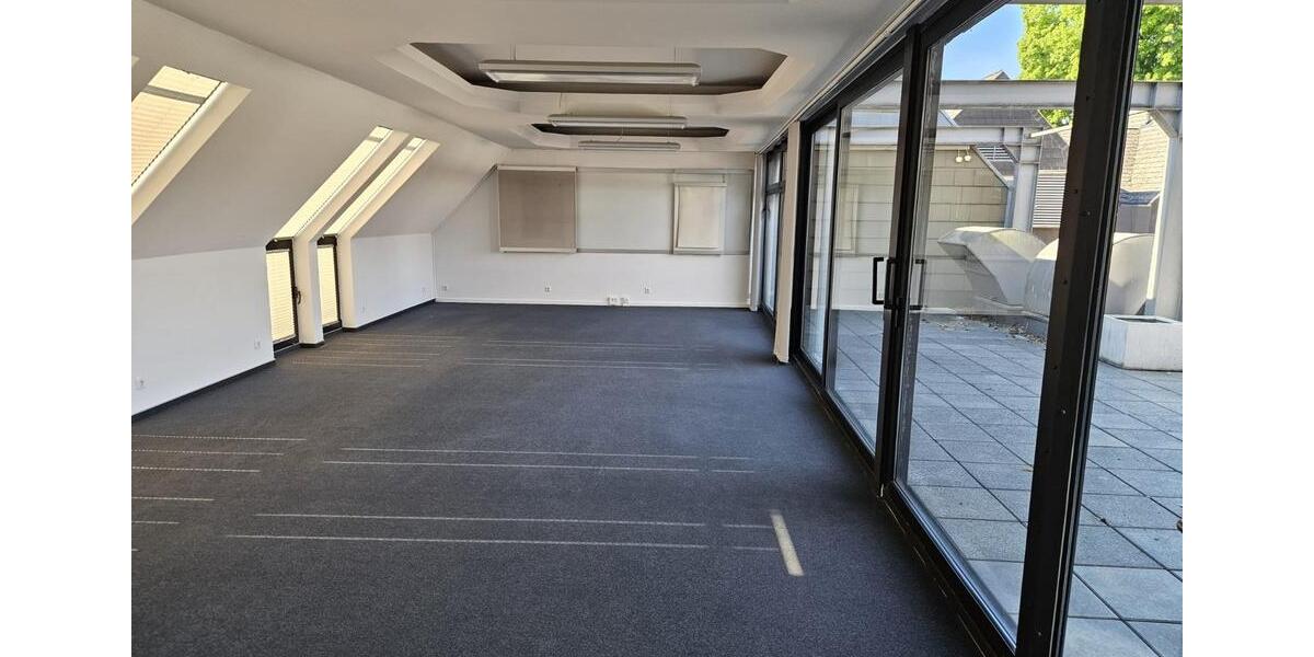 Gewerbeobjekt Bad Pyrmont - 2.100&euro; | Angebot:24020961