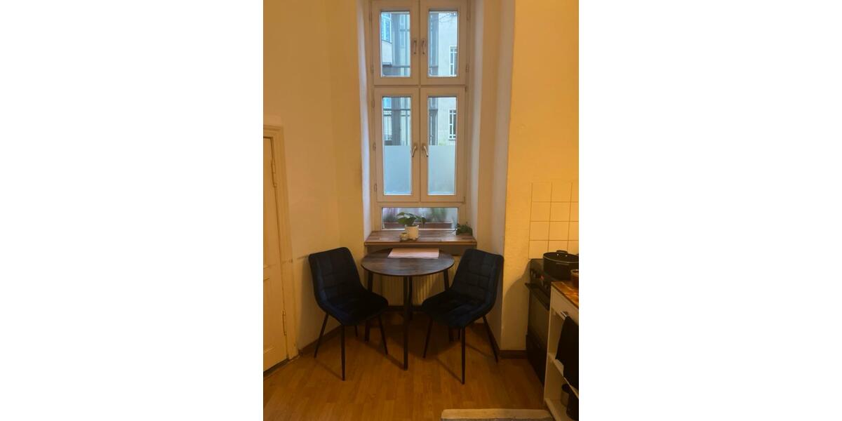 Dachgeschoßwohnung Berlin Pankow - 2 Zimmer, 90 m&sup2;, 200&euro; | Angebot:26617839