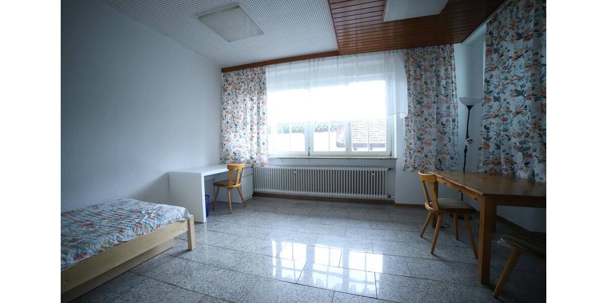 Wohnen auf Zeit Bühl - 1 Zimmer, 15 m&sup2;, 390&euro; | Angebot:24856923