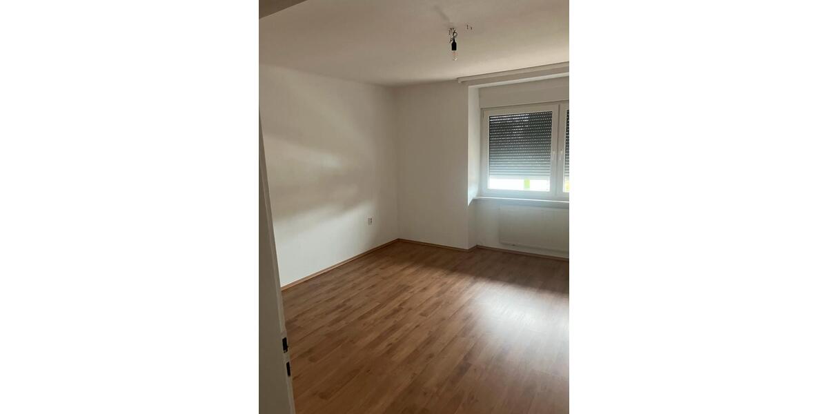 Etagenwohnung Saarbrücken Bübingen - 2.5 Zimmer, 65 m&sup2;, 425&euro; | Angebot:24691161