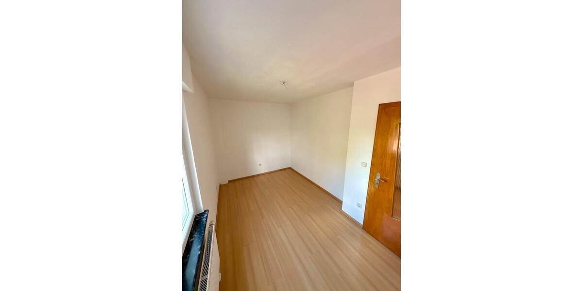 Erdgeschoßwohnung Kleinwallstadt - 3.5 Zimmer, 75 m&sup2;, 790&euro; | Angebot:26238969