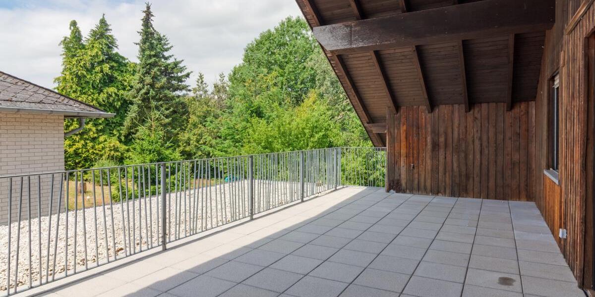 Renovierte 3-Zimmer Wohnung in ruhiger Lage von Pellingen - Dachgeschoßwohnung Pellingen | Angebot:27225332