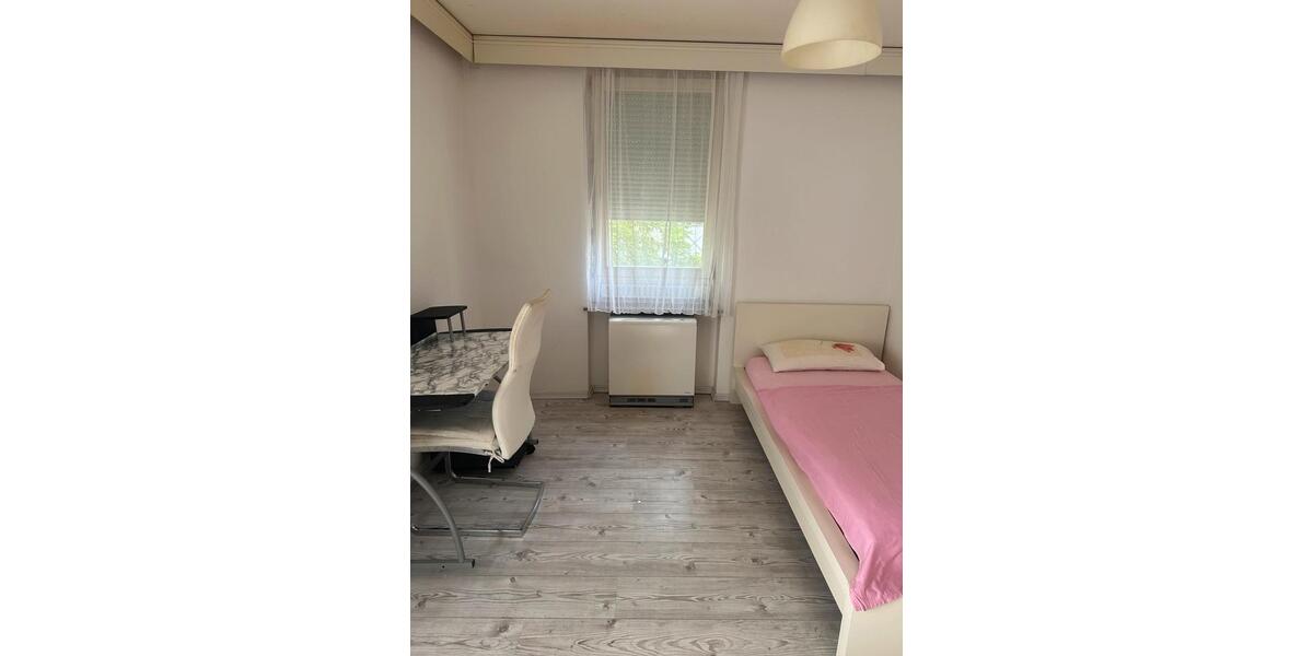 Wohnen auf Zeit Stuttgart Vaihingen - 1 Zimmer, 18 m&sup2;, 620&euro; | Angebot:26287082
