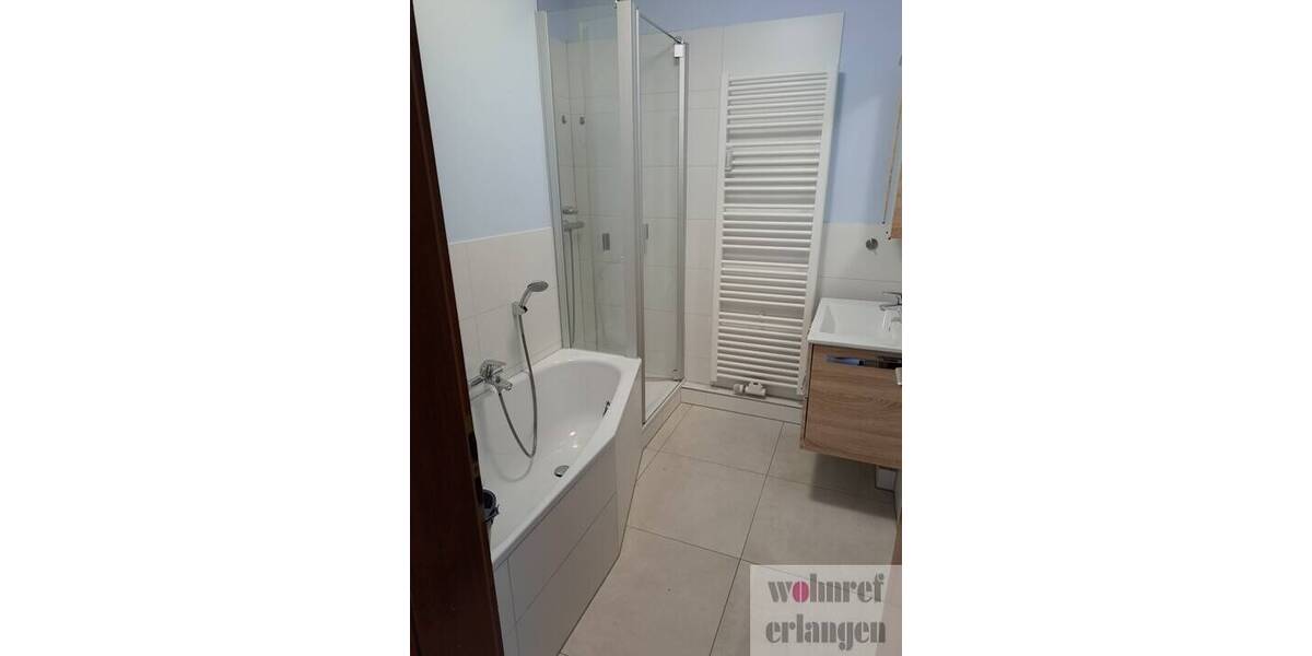 Etagenwohnung Buckenhof - 4 Zimmer, 93 m&sup2;, 1.250&euro; | Angebot:25731156