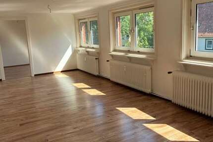 Wohnung Salzgitter Lebenstedt - 2 Zimmer, 61 m&sup2;, 361&euro; | Angebot:27074782