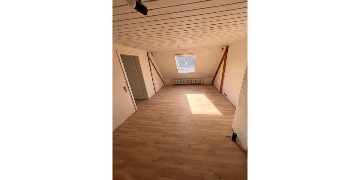 Maisonettenwohnung Ravensburg Eschach - 3.5 Zimmer, 108 m&sup2;, 1.365&euro; | Angebot:26670380