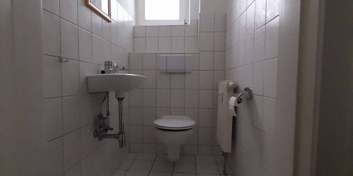 Gewerbeobjekt Gotha Gotha Nord - 2 Zimmer, 77 m&sup2;, 600&euro; | Angebot:25822285