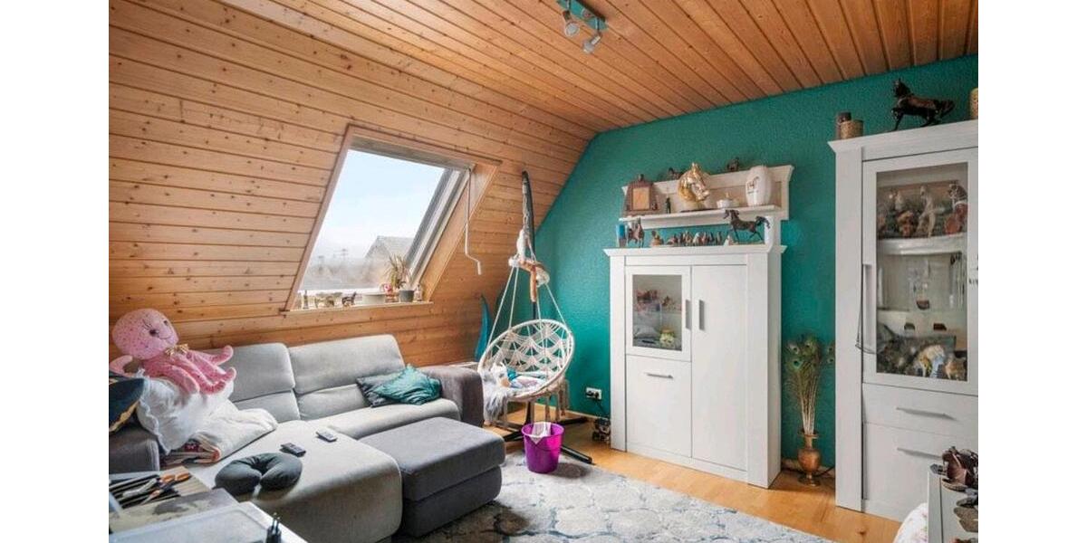 Etagenwohnung Friesenheim - 7 Zimmer, 210 m&sup2;, 1.550&euro; | Angebot:26481449
